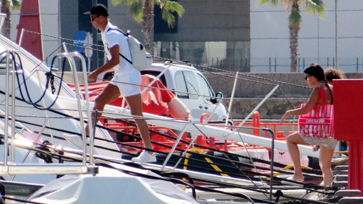 D Corazón - Los famosos se van de vacaciones