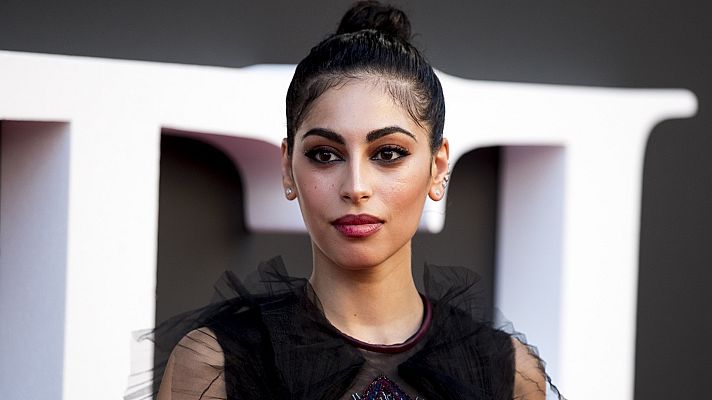 Flash moda - La belleza cautivadora de Mina El Hammani