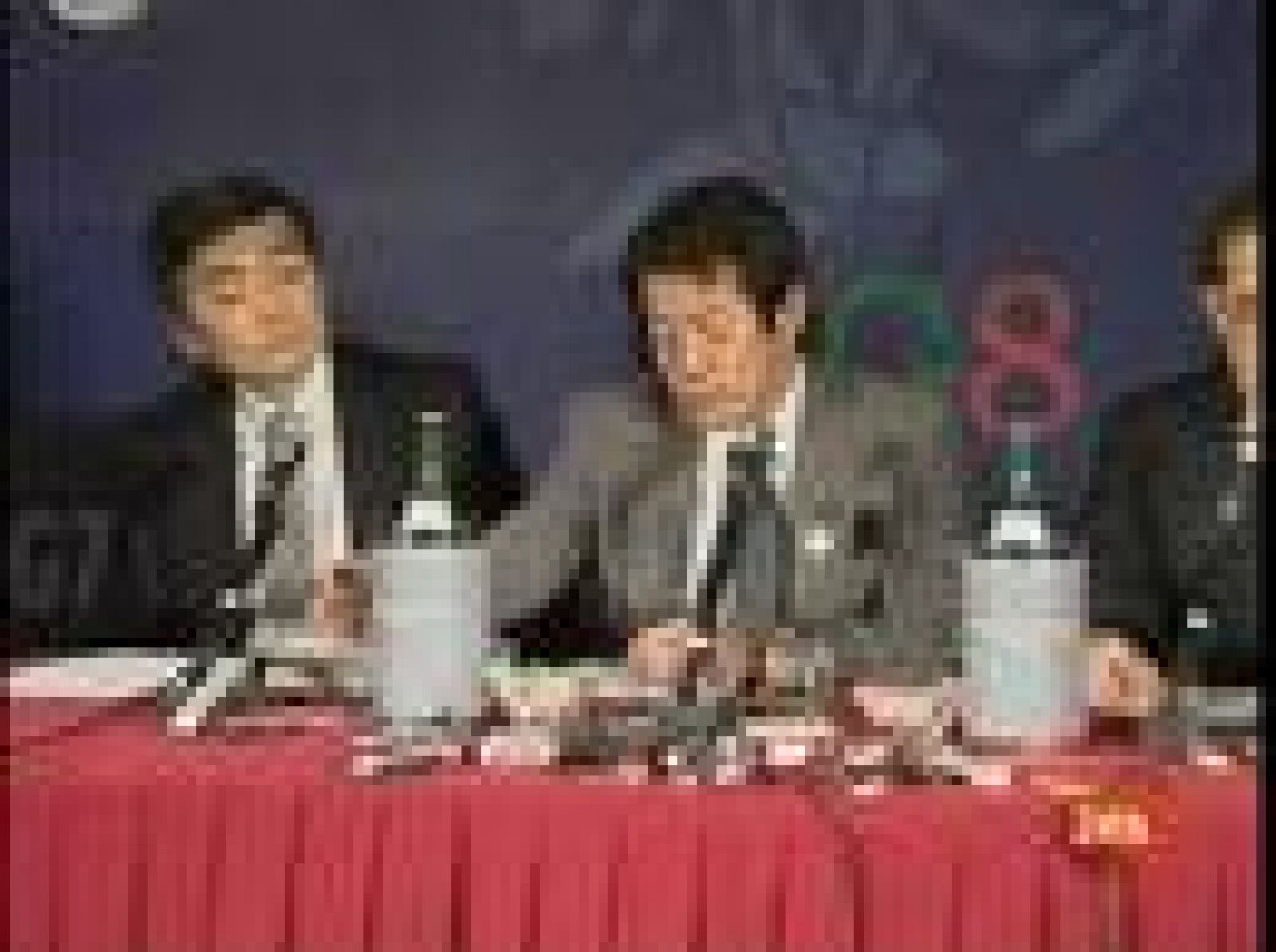 Hallan muerto al ex ministro japonés que compareció ebrio en el G7 | Ver