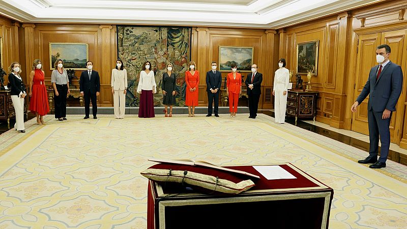 Los nuevos ministros prometen sus cargos ante el rey en Zarzuela
