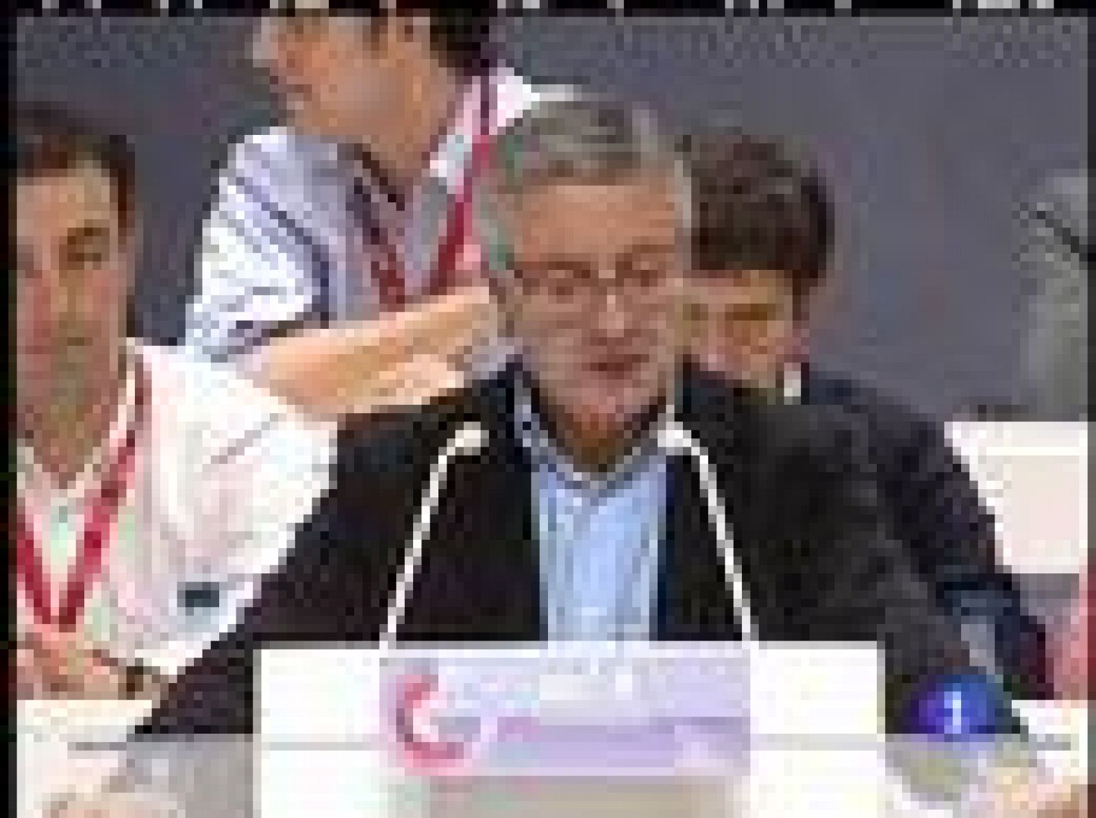 José Blanco: "La única crisis que le preocupa a Rajoy es la de su partido" | Ver