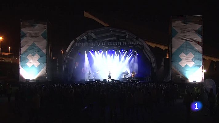 L'Informatiu - La Generalitat estudia canvis de format en els festivals de música i les festes majors