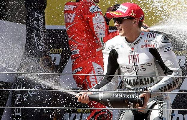  - Lorenzo y Pol conquistan Portugal