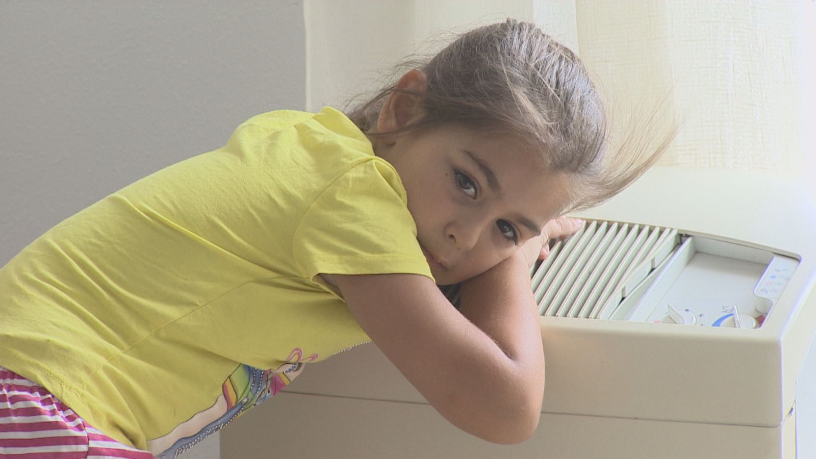 El calor convierte en un infierno los hogares de las familias más desfavorecidas