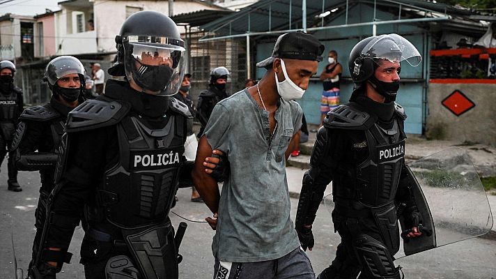 Máxima tensión e incertidumbre por los detenidos tras las protestas en Cuba 