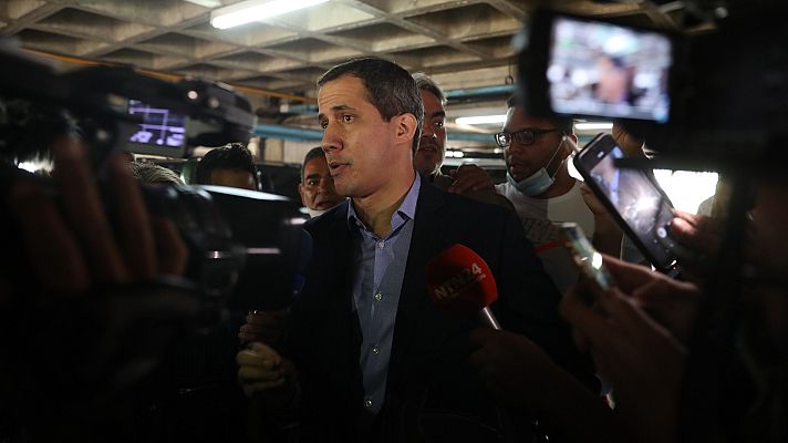 Telediario 1 - Guaidó denuncia un intento de detención por parte de las autoridades venezolanas
