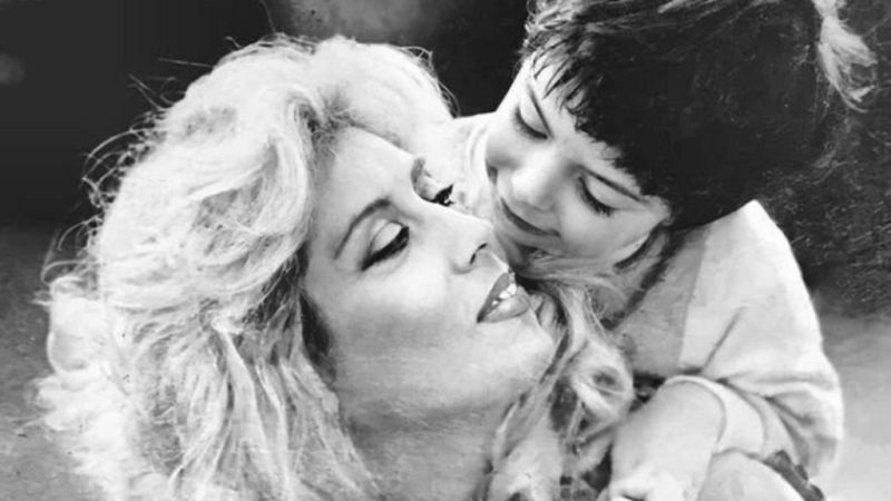 Lazos de sangre - Mar�a Jim�nez se convierte en madre soltera