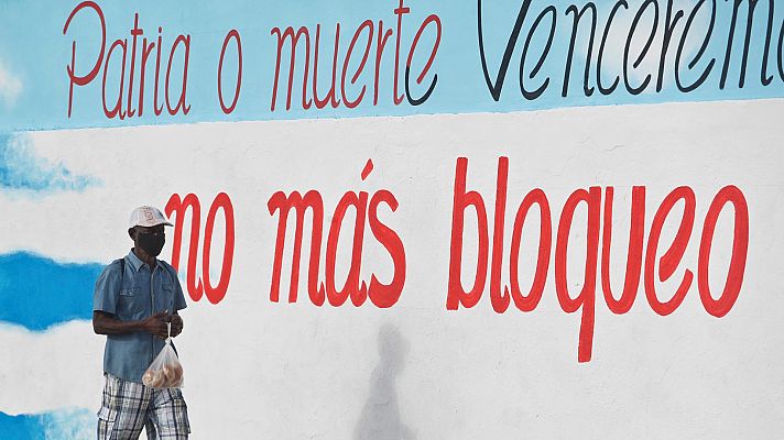 Telediario 2 - ¿Cómo ha contribuido el embargo de Estados Unidos al estallido social cubano?