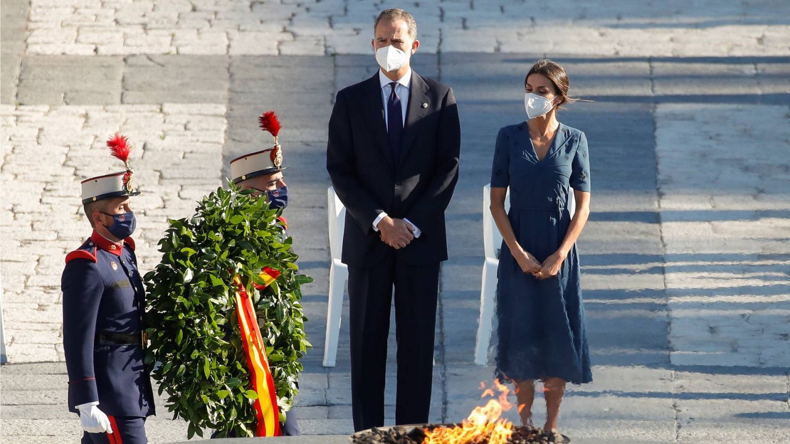 Entre el recuerdo y la esperanza: así ha sido el segundo homenaje a las víctimas de la COVID-19