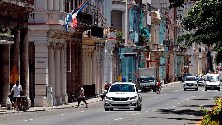 El Gobierno cubano mantiene la policía en las calles pero mantiene los cortes de conexión