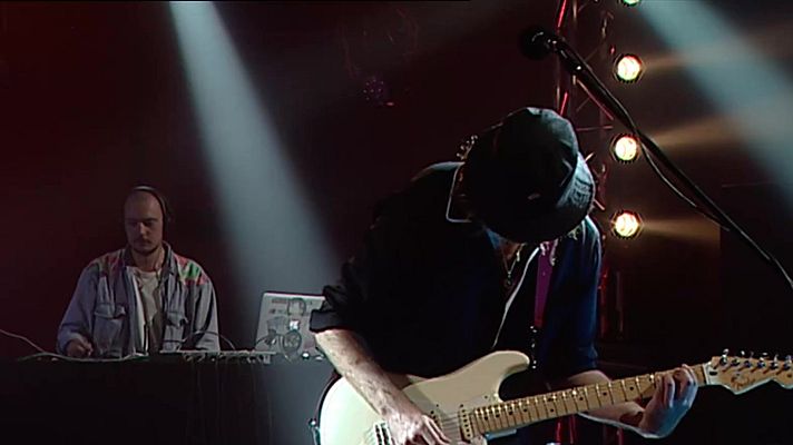 Telediario 2 - Arranca uno de los festivales más mestizos del verano: La Mar de Músicas