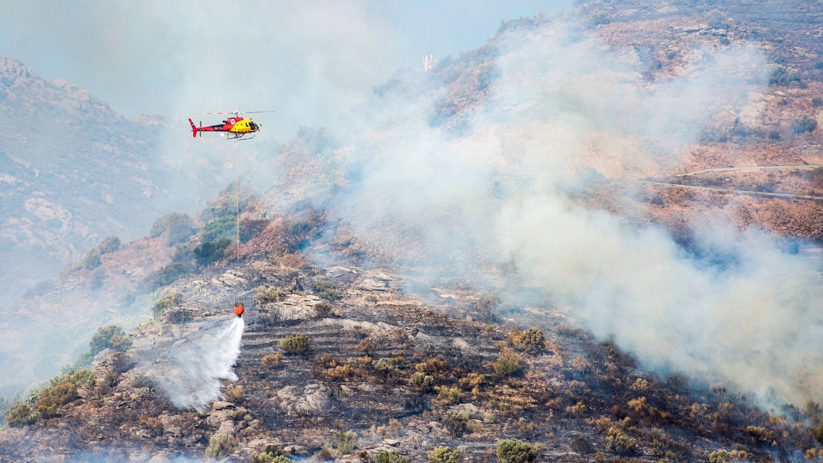 Informativo 24h: Estabilizado el incendio del parque natural de Cap de Creus, que ha arrasado 500 hectáreas y desalojado a 300 vecinos | RTVE Play