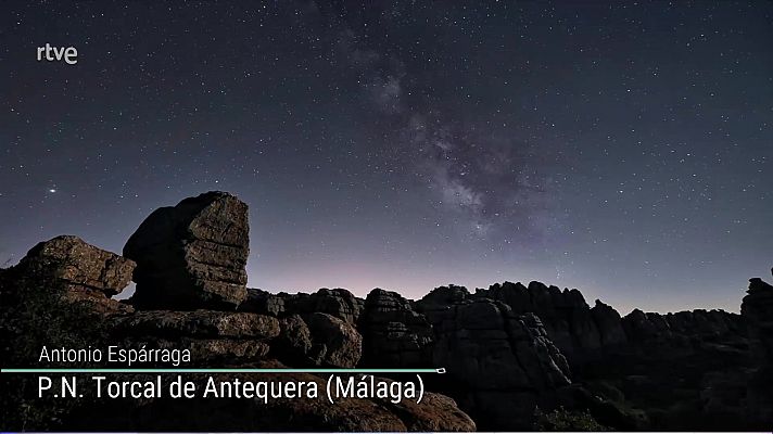 Temperaturas máximas altas en la mitad occidental peninsular, litoral norte de Alborán, extremo oriental de la meseta Sur, norte de Aragón, áreas de Cataluña y Canarias