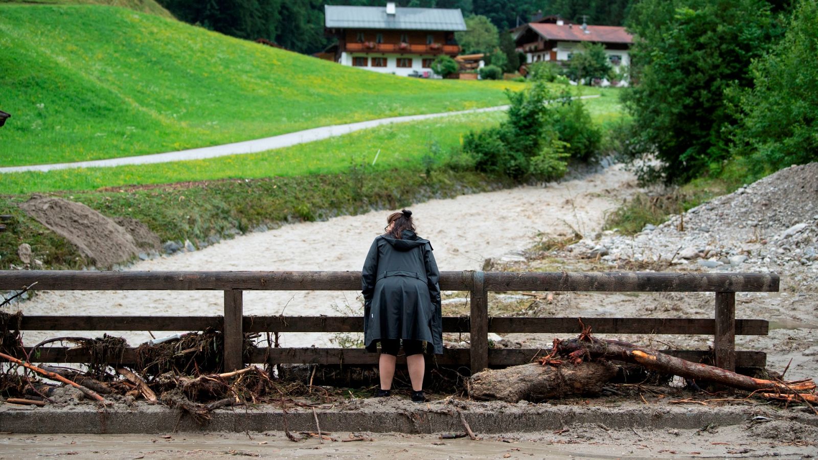 Los muertos en las inundaciones de Alemania se elevan a 161