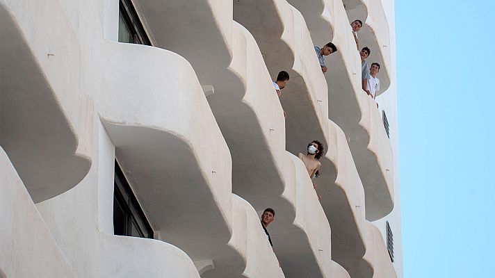 Telediario 2 - Imputada la responsable de confinar el macrobrote mallorquín