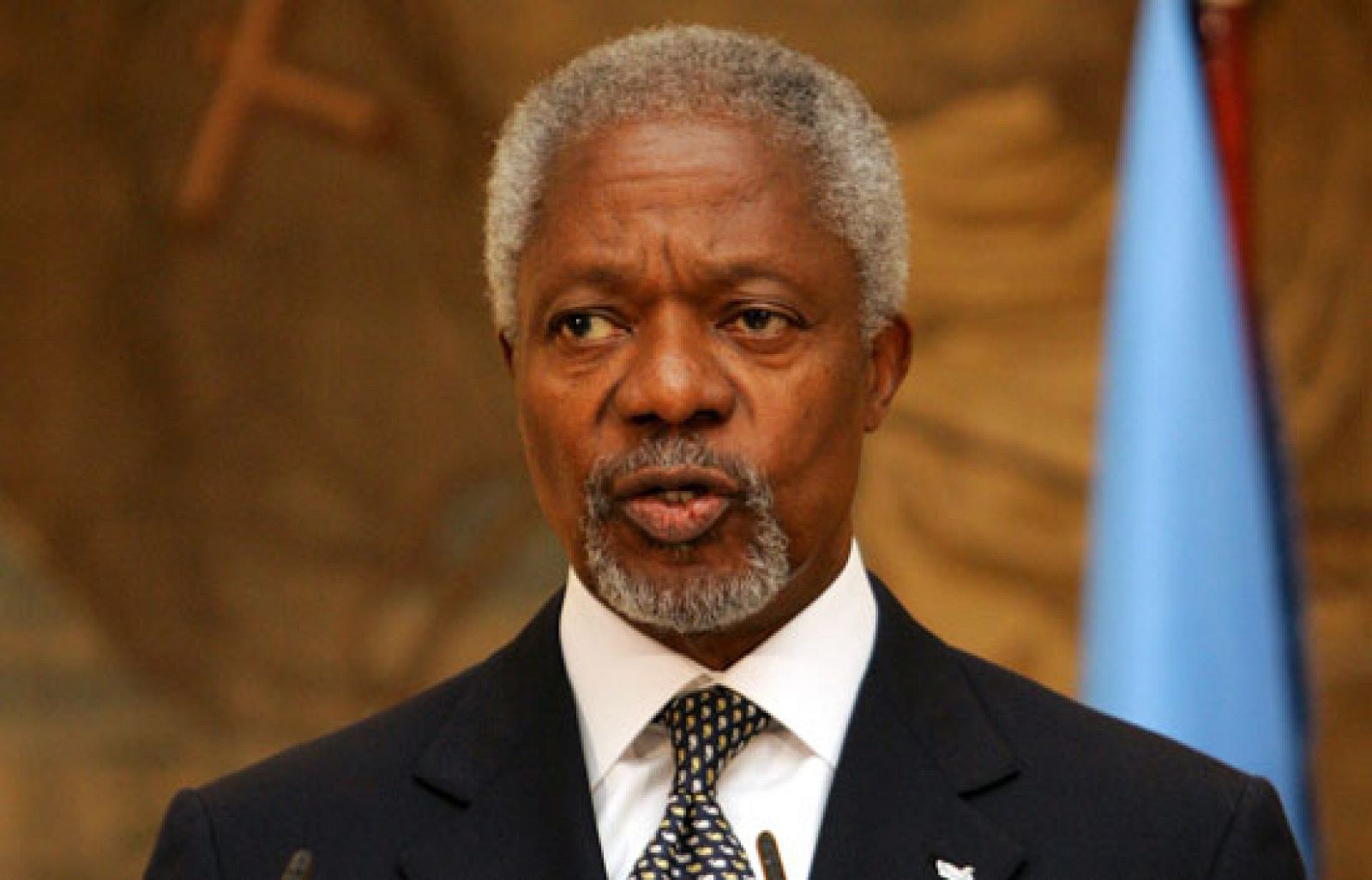 Informe Semanal: Kofi Annan, el pacificador | RTVE Play