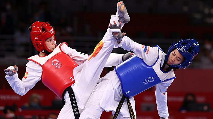 Adriana Cerezo gana la primera medalla para España