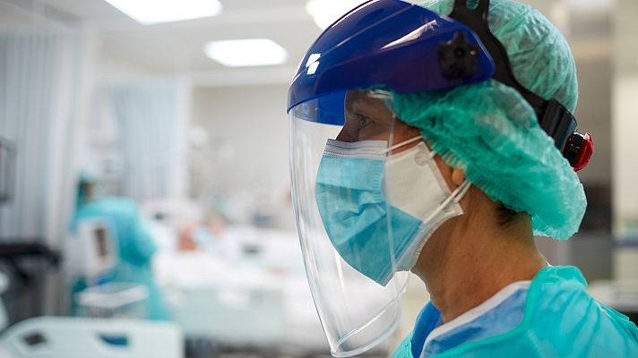 Telediario Fin de Semana - UCI: Ocho nuevos pacientes cada día y más embarazadas