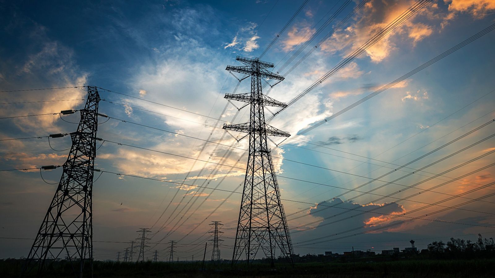 Un apagón deja sin luz a más de un millón de hogares en la península