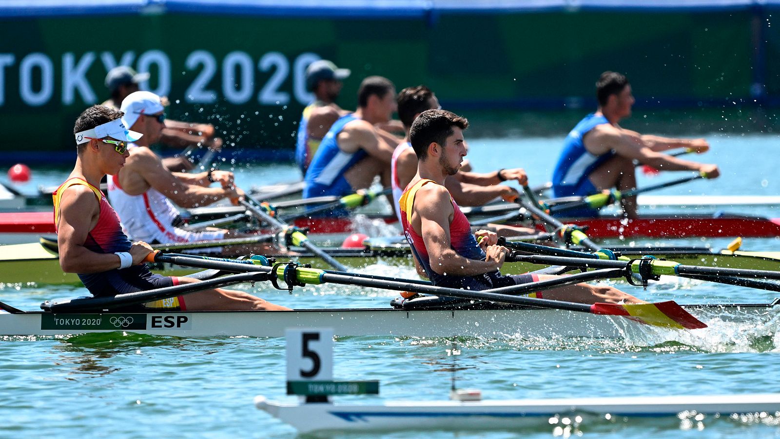 La pareja española formada por Caetano Horta y Manel Balastegui ha pasado a las semifinales de Doble scull ligero de remo al acabar segunda la repesca de este domingo.