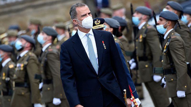 El rey apela a "la unidad, la solidaridad y la concordia" en España durante su ofrenda al apóstol Santiago