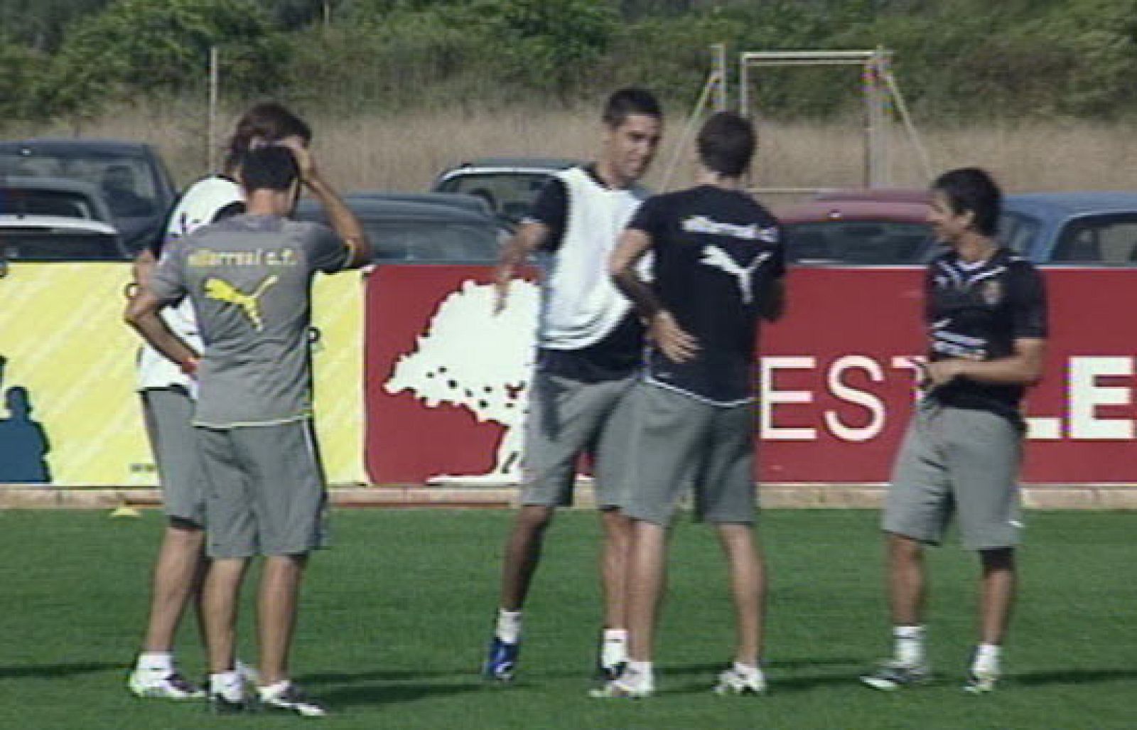Los jugadores del Villarreal, Cani y Bruno, se han enzarzado en una pelea durante el entrenamiento.