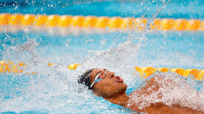 Hugo González se clasifica para la final de 100m espalda