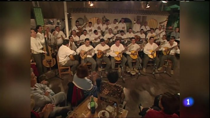 Tenderete - Tenderete - 25/07/2021 - Araguaney, Sangre de Cóndor, Grupo Verode y Parranda Mayantigo en inolvidables imágenes de Tenderete. Con los comentarios de Manolo Martín, componente de Araguaney.