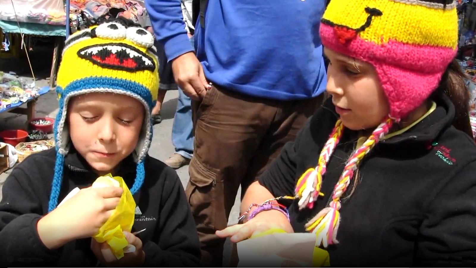 Mi familia en la mochila. Family Run - Ruta del Cóndor - Episodio 1: Quito - Otavalo - ver ahora