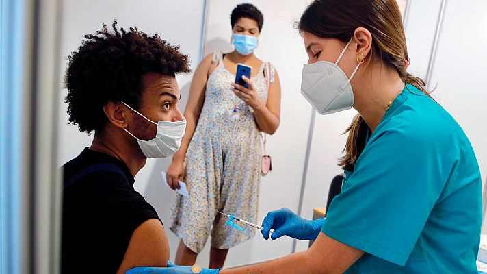 Telediario 1 - Murcia, Madrid y Andalucía reclaman más vacunas