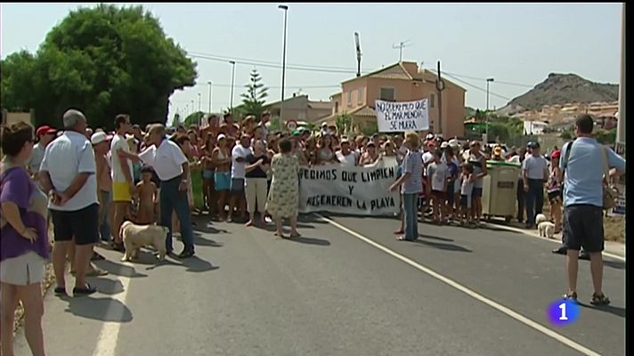 El sur del Mar Menor, acechado por el fango