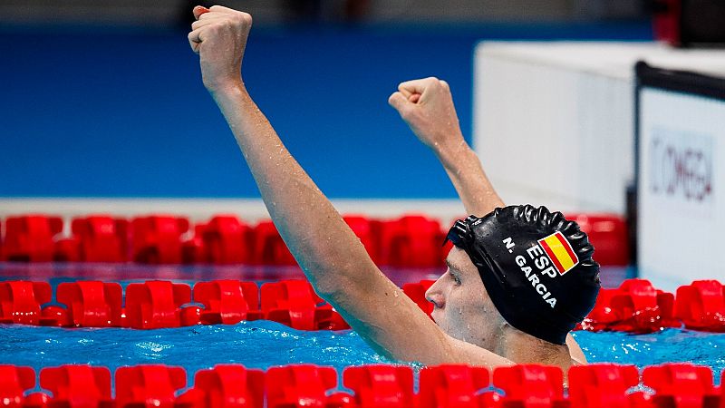 Nicolás García logra un gran tercer puesto para clasificarse a la final de 200m espalda