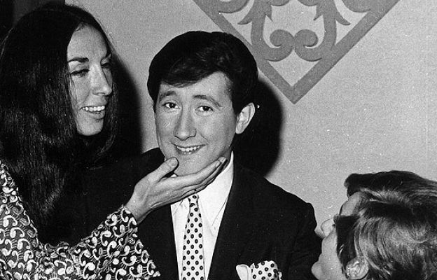  - Muere el cantante Luis Aguilé