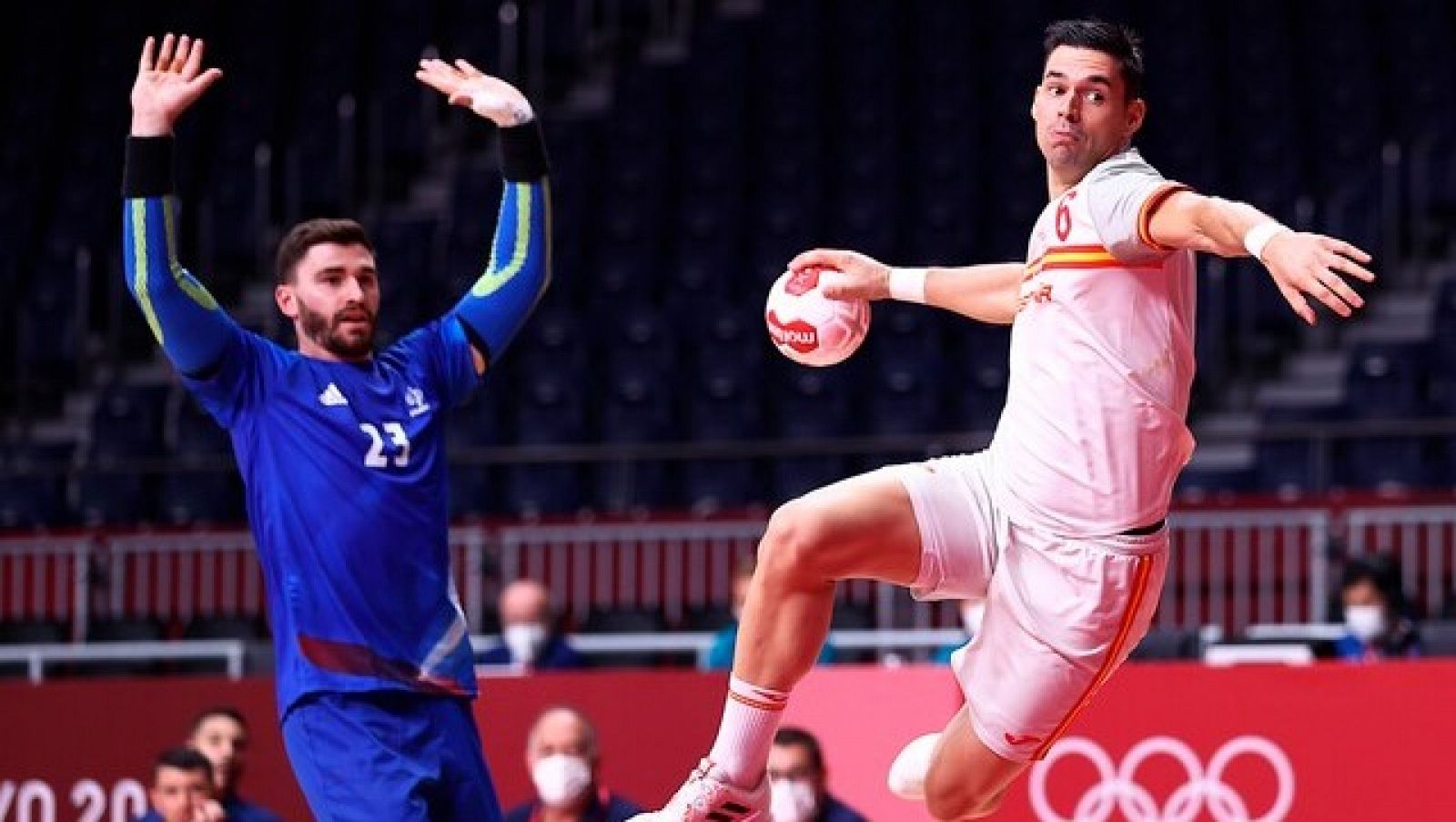 Los 'Hispanos' sufren su primera derrota y caen ante Francia