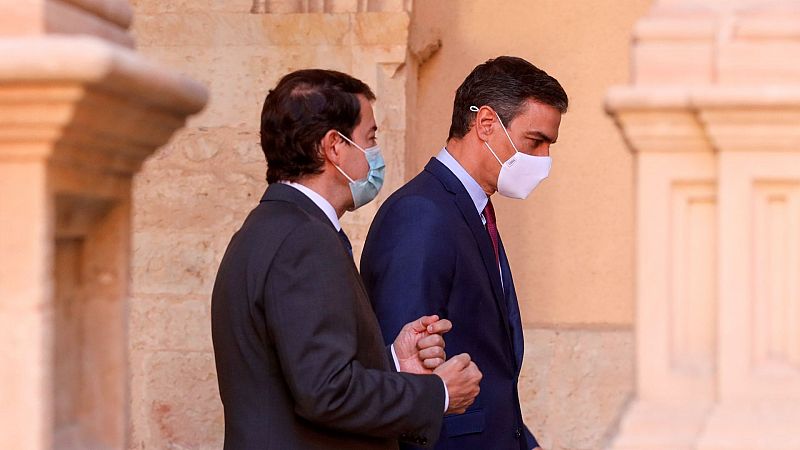 Sánchez anuncia la llegada de 3,4 millones de vacunas extra ante las dudas de los 'barones' del PP