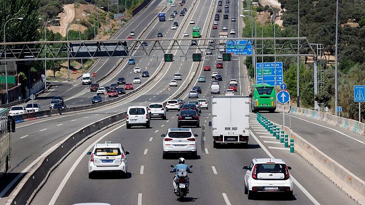 Escasas retenciones en las carreteras por la segunda operación salida             