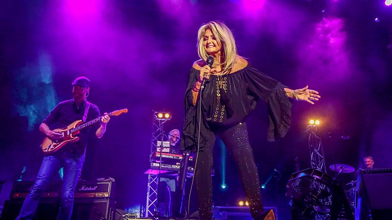 Bonnie Tyler derrocha energía y emoción en Madrid