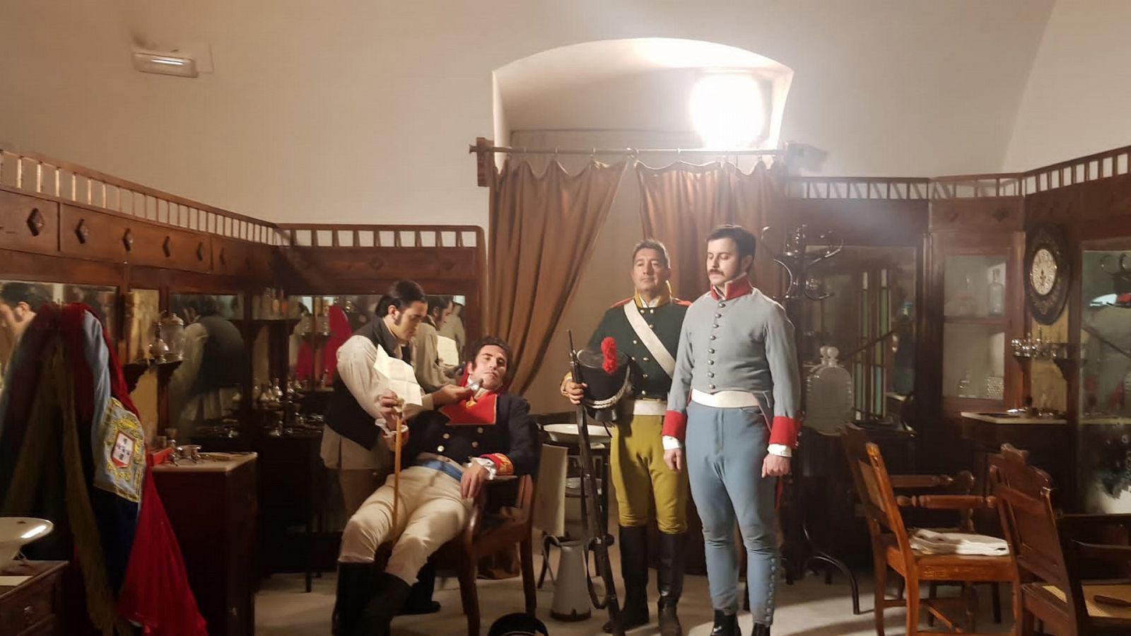 Históricos anónimos - La guerra de las naranjas - ver ahora