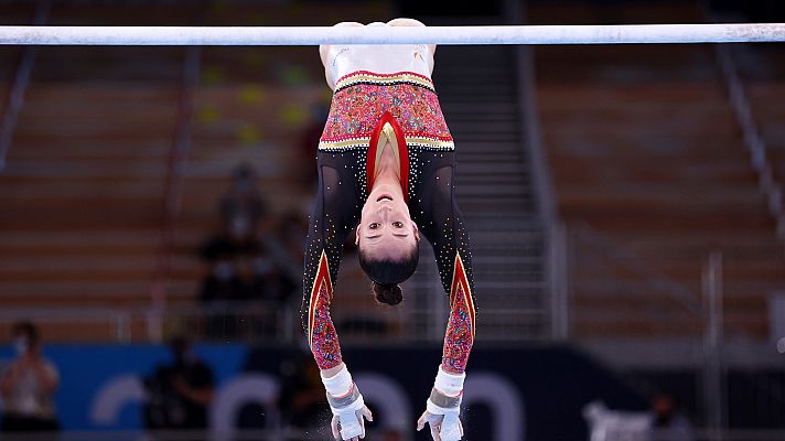 Nina Derwael, oro olímpico en las barras asimétricos