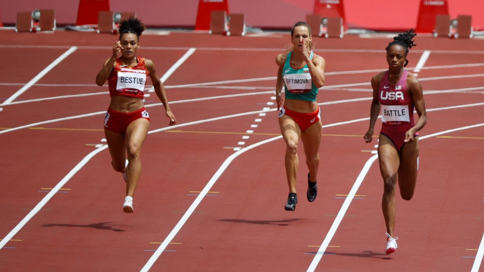 Jael Bestué cae eliminada en 200 con su marca personal