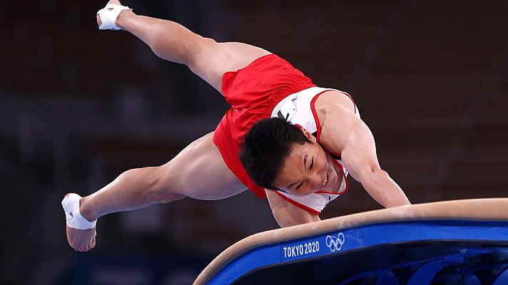 Oro en salto del potro para el surcoreano Jeahwan Shin