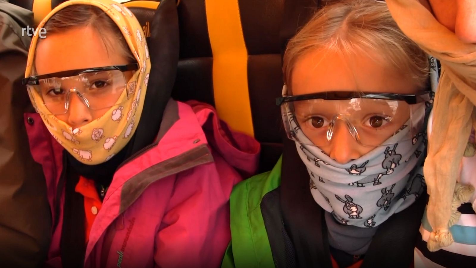 Mi familia en la mochila. Family Run - Ruta Cóndor. Episodio 5: Lima - Nazca - Cuzco - ver ahora