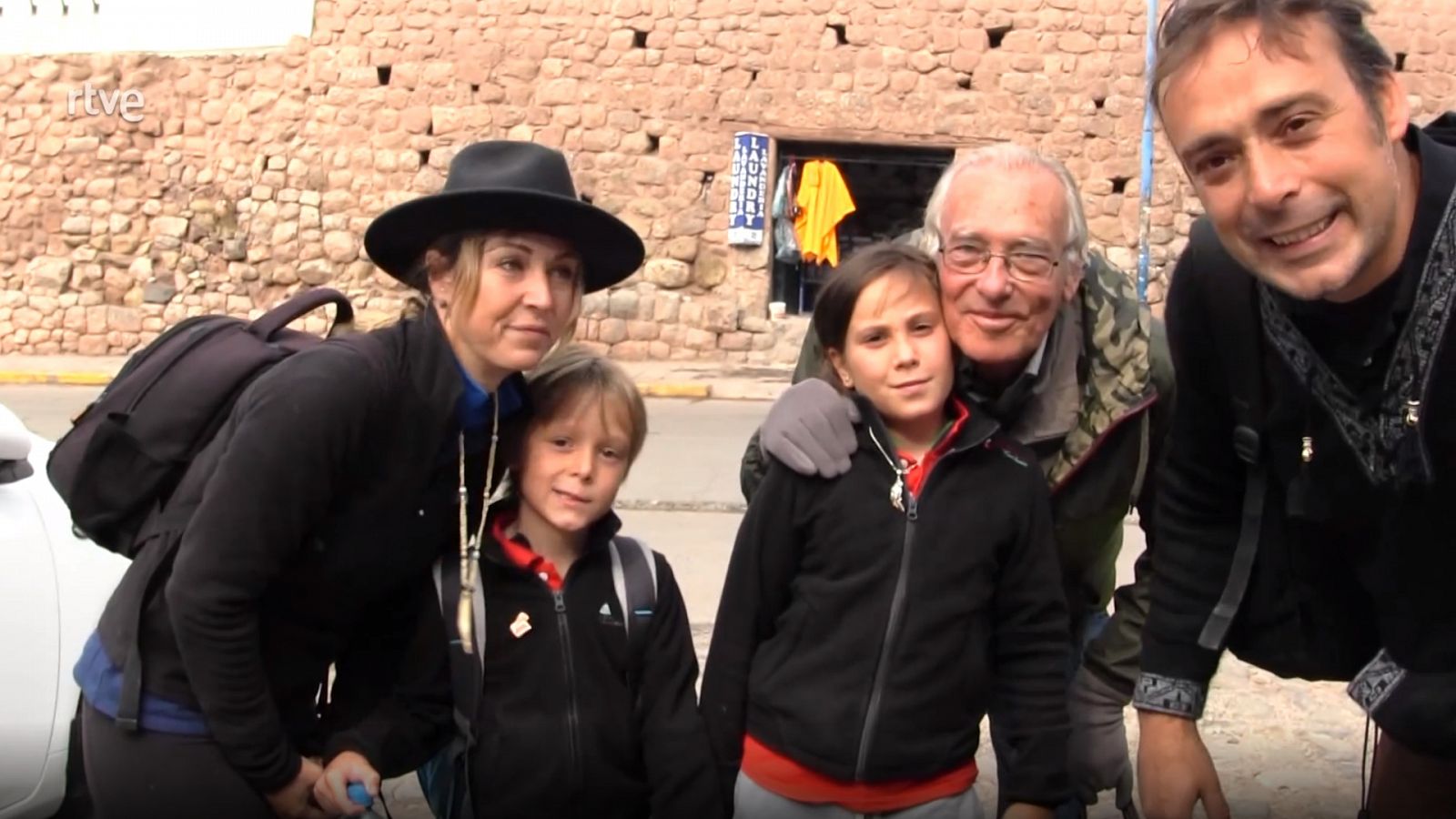 Mi familia en la mochila. Family Run - Ruta Cóndor. Episodio 6: Valle sagrado - Machu Pichu