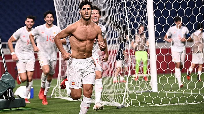 Una genialidad de Asensio permite a España luchar por el oro