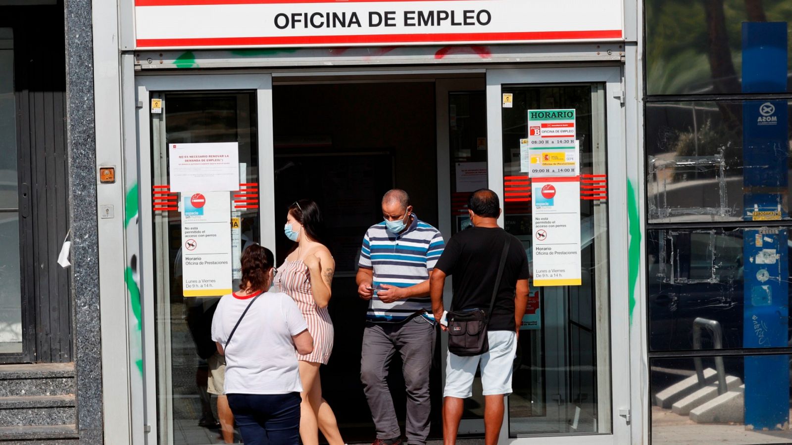 Economía | España registra una caída histórica del paro en julio