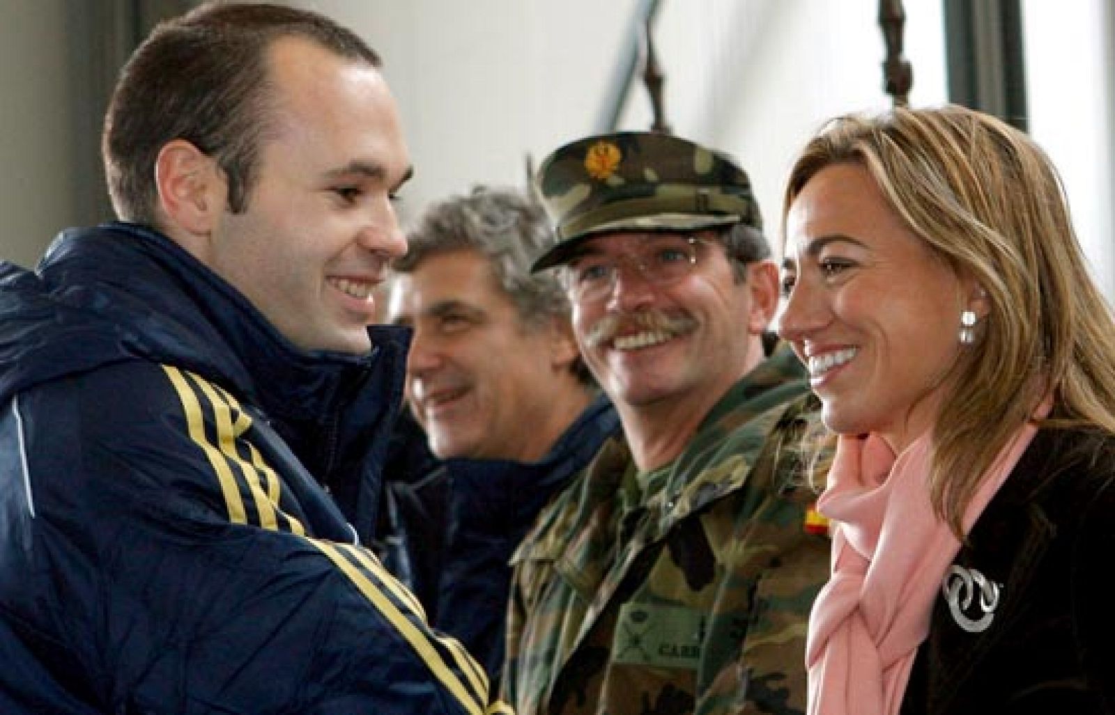 Camp Butmir vibró con la 'Roja' | Ver