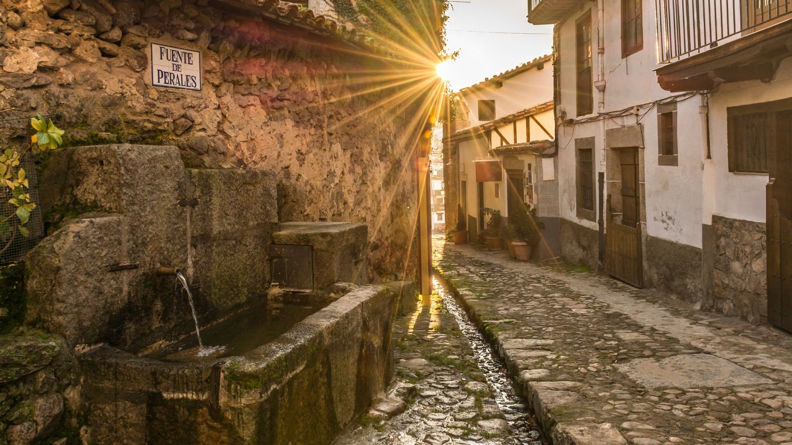 Candelario, uno de los pueblos más mágicos de Salamanca