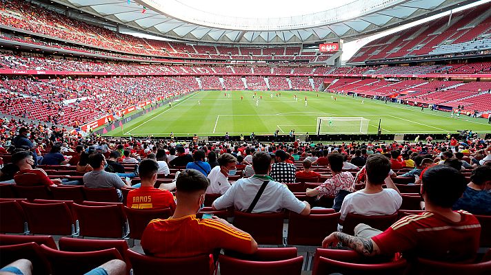Telediario 1 - Vuelve el público a estadios, con aforo reducido y prudencia