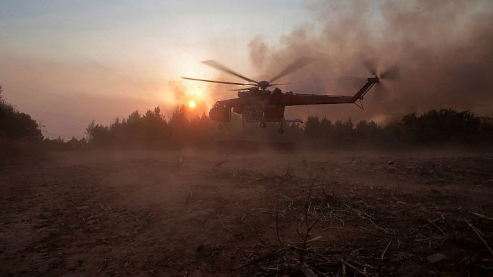 Los incendios azotan Grecia y Turquía tras una ola de calor extrema