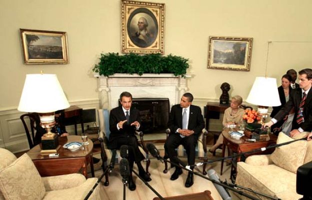 Telediario 1 - Telediario en 4' - 13/10/09